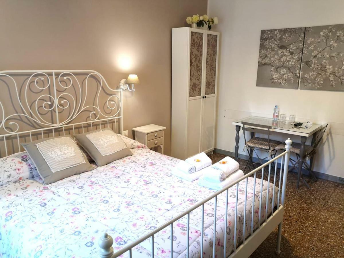 La Chiave Di Roma Bed and Breakfast Exteriör bild